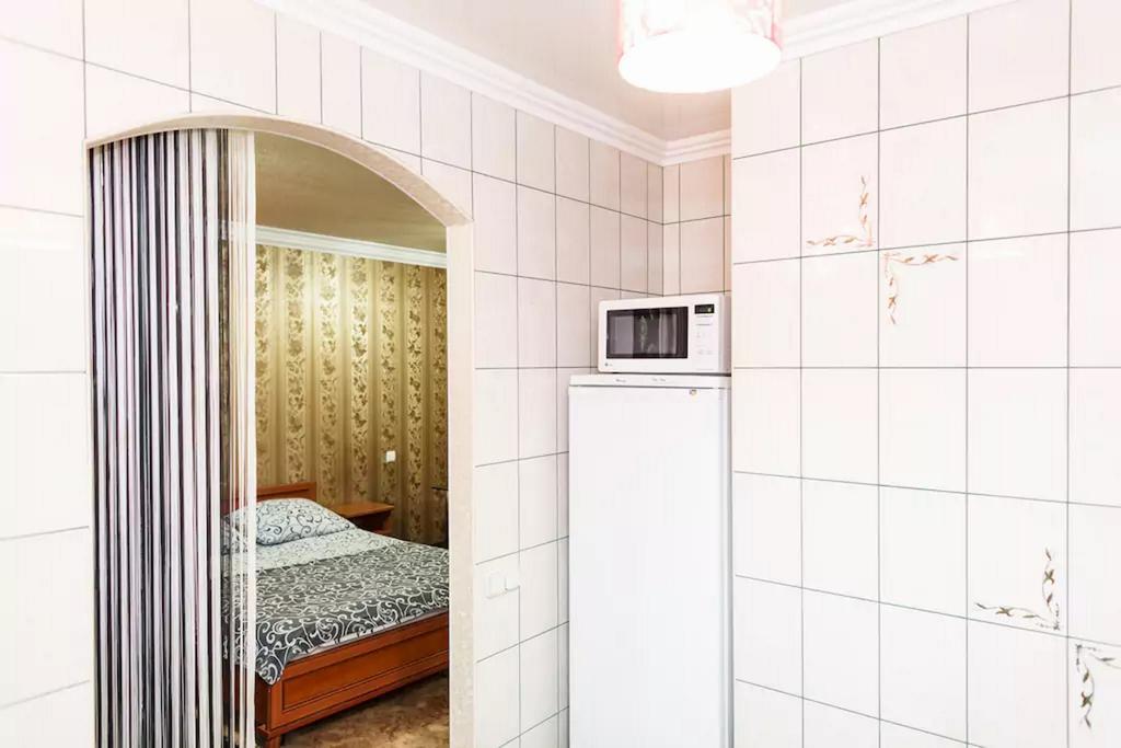 Apartment On Nezalezhnoy Ukrаiny Near Intourist Hotel Zaporizhia Esterno foto